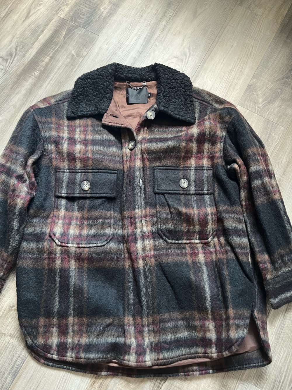 No. 6 women’s flannel satin lined jacket size small